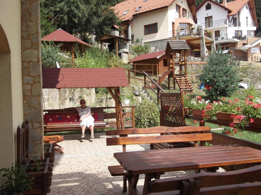 Casa Anca Boutique Hotel Timisu de Jos Exteriör bild